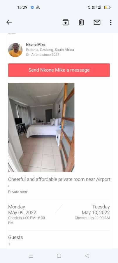 Stay At Home Airport Lodge 켐턴파크 외부 사진